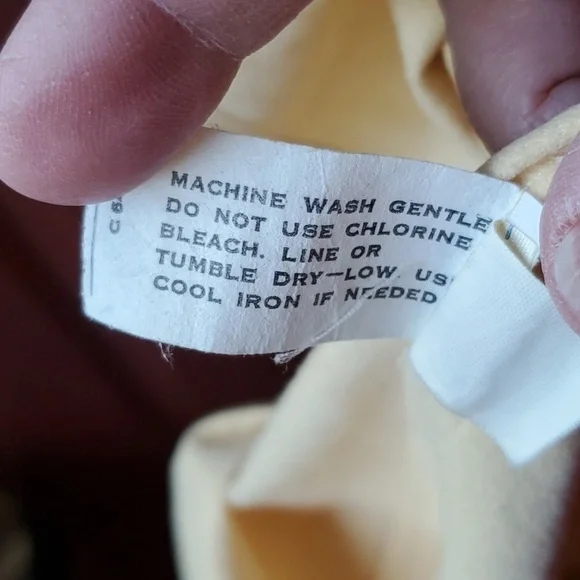 Halston RARE Saks Fifth Ave Vintage 1970 vintage yellow ultra suede wrap p2p 18 - Picture 10 of 16